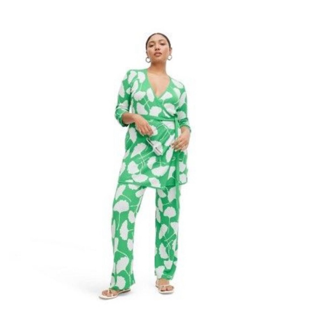 NWT: Diane von Furstenberg x Target Green & White Knit Pant